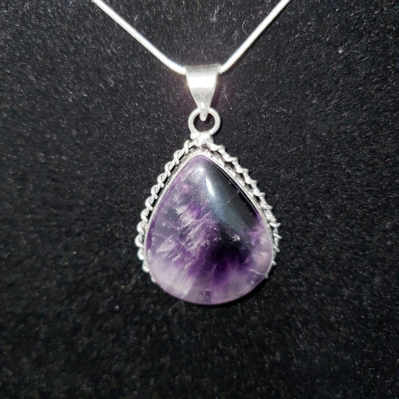GIFT IDEA Amethyst Pendant Silver Wrapped Necklace - Picture 2 of 4
